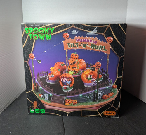 Lemax spooky town - spooky, pumpkin